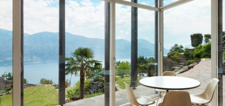 Come arredare una veranda chiusa in stile moderno: idee e consigli di design