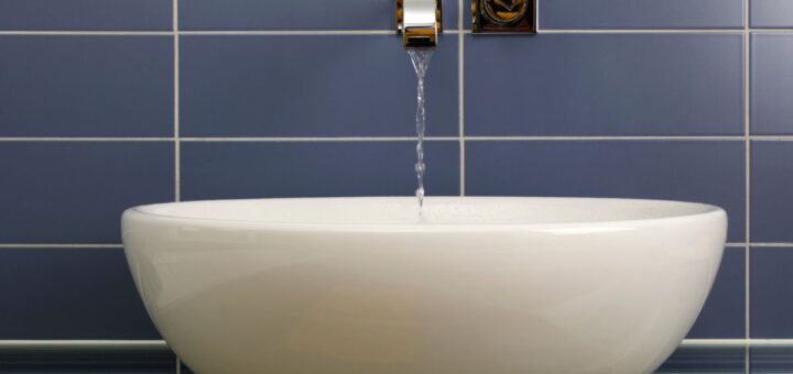 Materiali per il lavabo del bagno di qualità