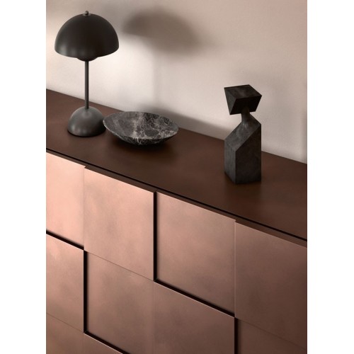 quadro-capo-d-opera-haengendes-sideboard