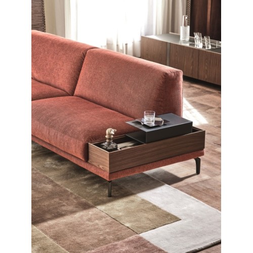 blake-high-ditre-italia-2-und-3-lineare-sitze-sofa