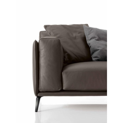 Kris Ditre Italia 2 und 3 lineare Sitze Sofa