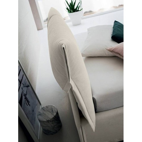 Doppelbett Emily Felis: Modernes Design und Komfort - Arredare Moderno