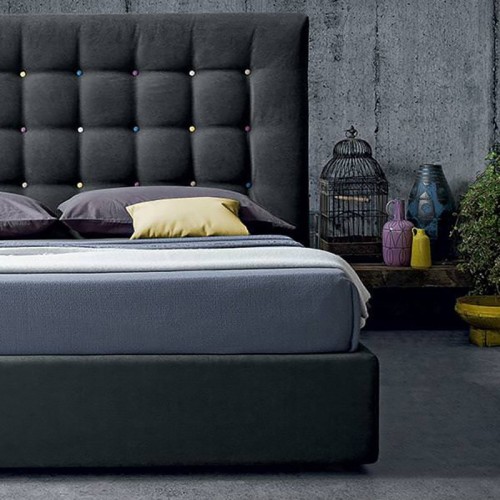 Queensize-Bett mit Stauraum Karl Felis gepolstert - Arredare Moderno