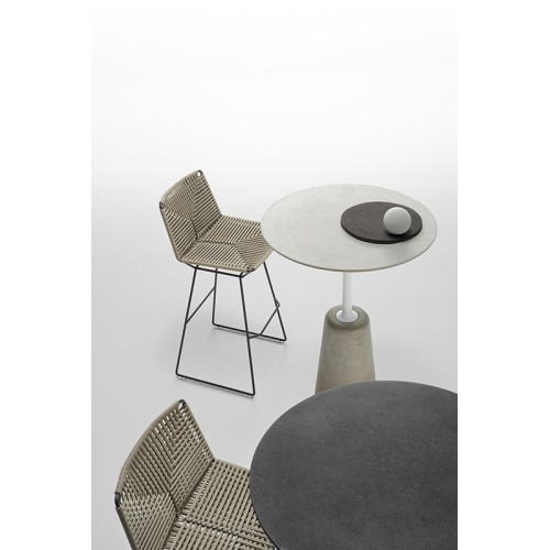 neil-twist-mdf-italia-hocker