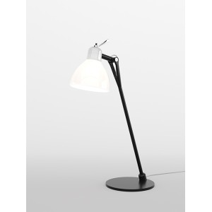 luxy-t0-glam-rotaliana-tischlampe