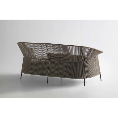 Ola Potocco sofa garten