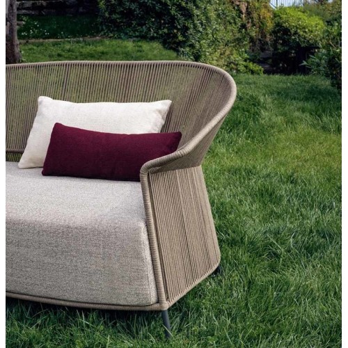 Ola Potocco sofa garten