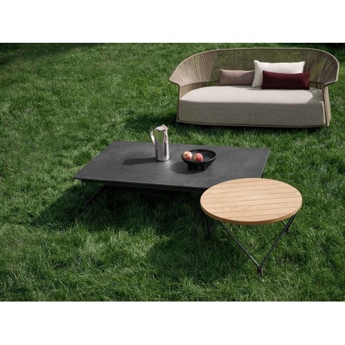 Ola Potocco sofa garten