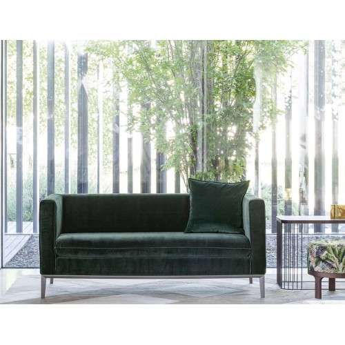 Lucas Twils Moderner Sofa