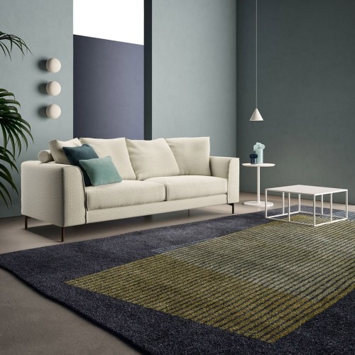 Nathan Twils Moderner Sofa