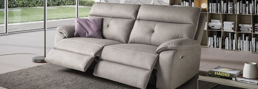 Sofa / Couch mit Liegefunktion und Becherhalter