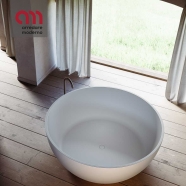 Momoa Glass 1989 Bathtub