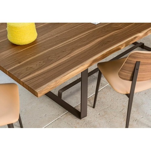 Alfred Midj fixed table