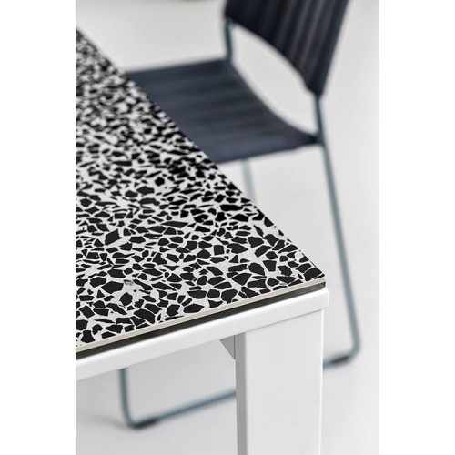 Marcopolo Midj extendable table