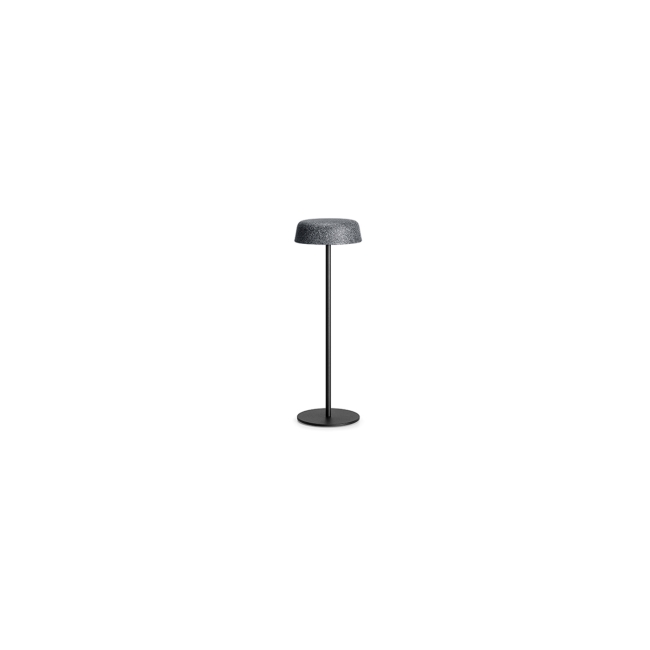 Fade Metal Plust Table Lamp