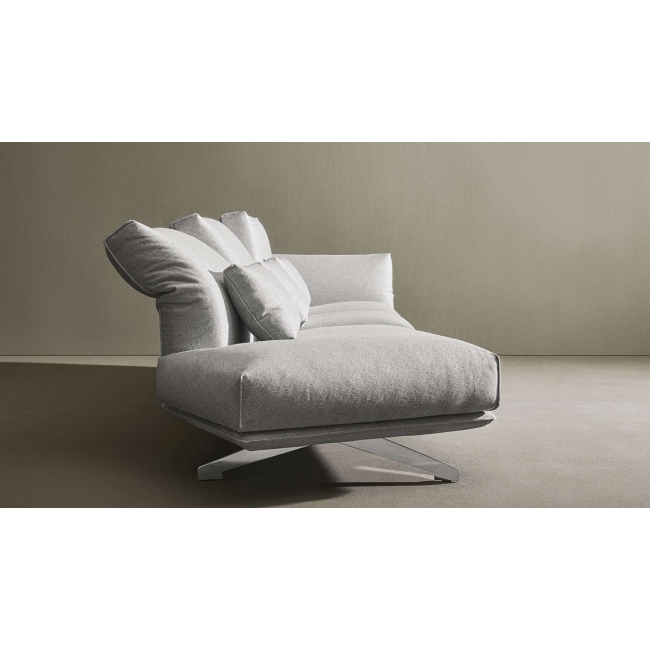 Wing Twils Sofa