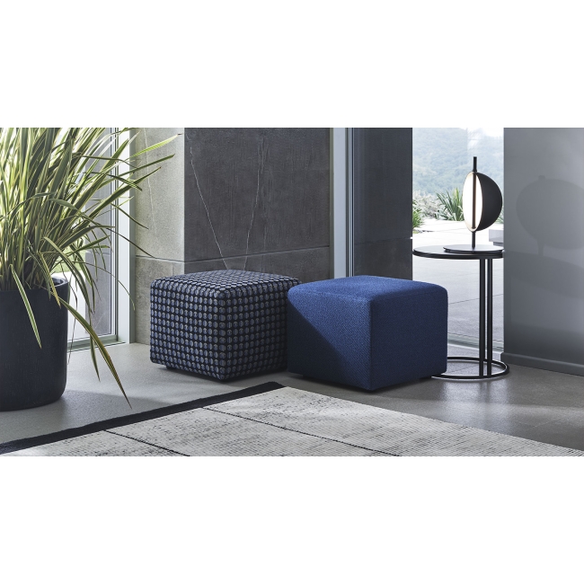 Quadrato Twils Pouf