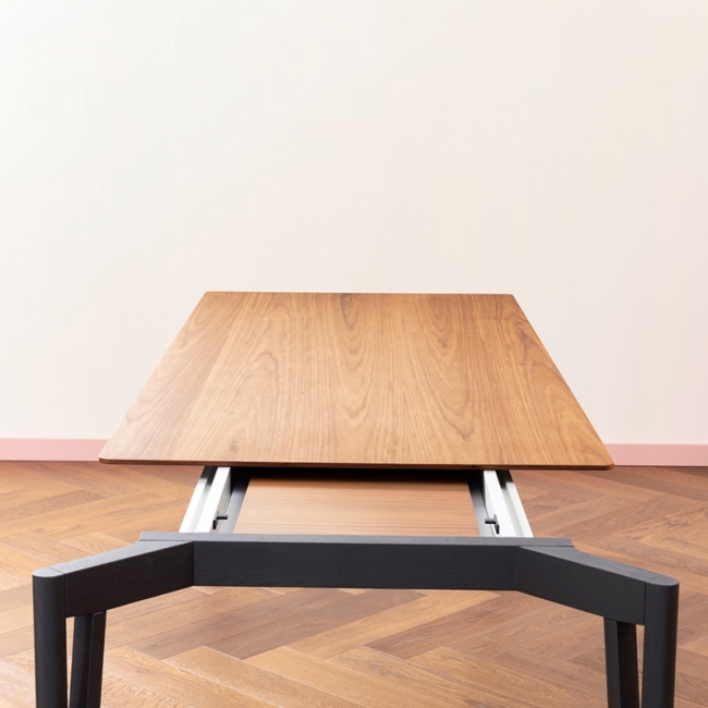 Decapo Plus Miniforms Extendable Table