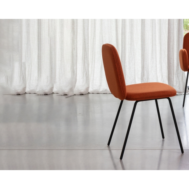 Leda Miniforms Chair