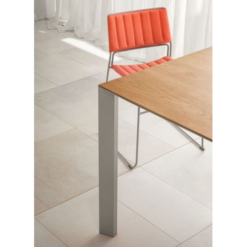 Akashi Midj extendable table