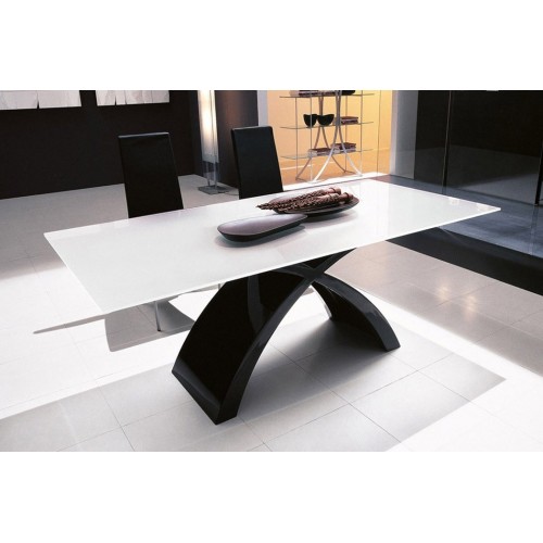 Tokyo Tonin Casa Table design