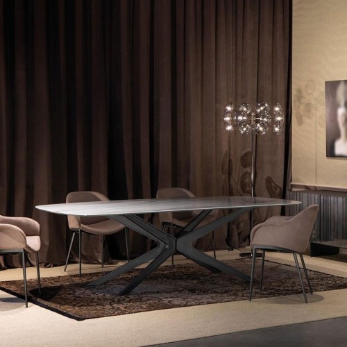 blade-tonin-casa-table