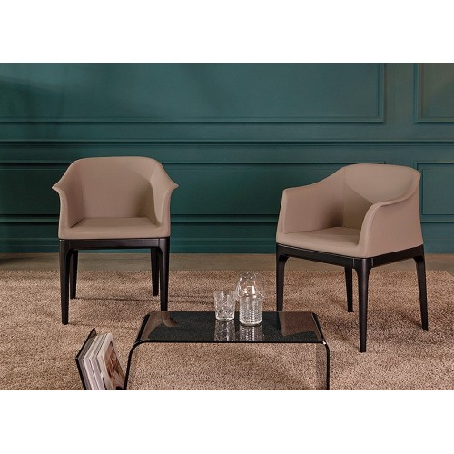 Gilda Tonin Casa Capitonè Elite Armchair