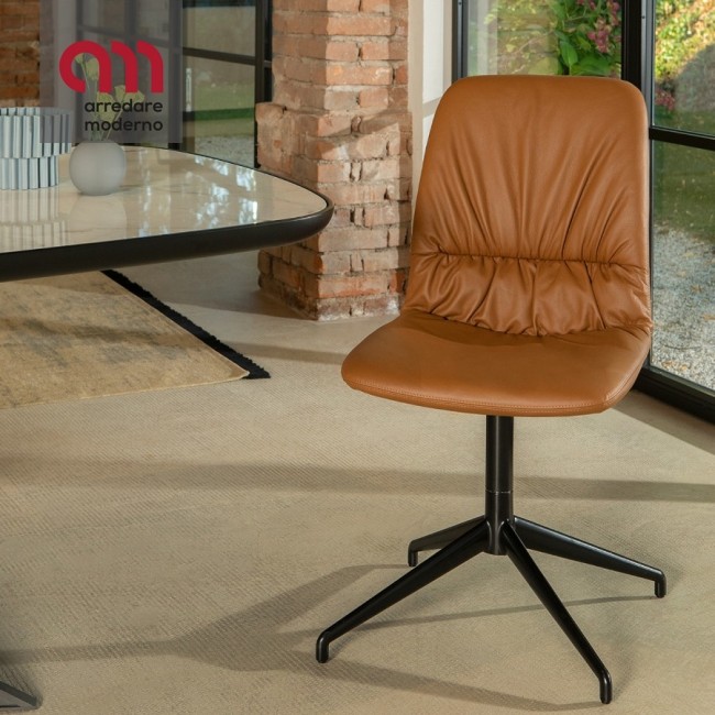 Dafne Tonin Casa Swivel chair