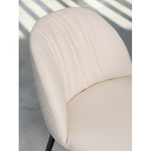 olympia-tonin-casa-chair