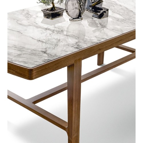 Convivio Alivar dining Table