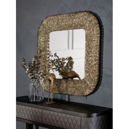 macrabe-tonin-casa-mirror