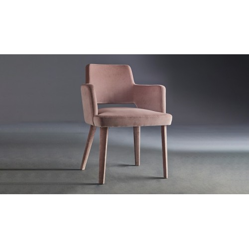 Grace.p Colico Chair