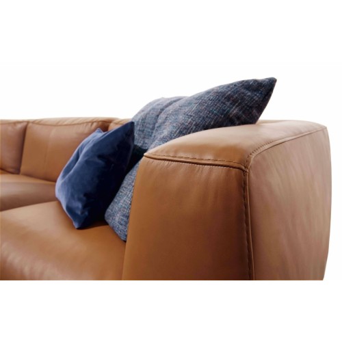 St. Germain Ditre Italia 2 and 3 linear places sofa