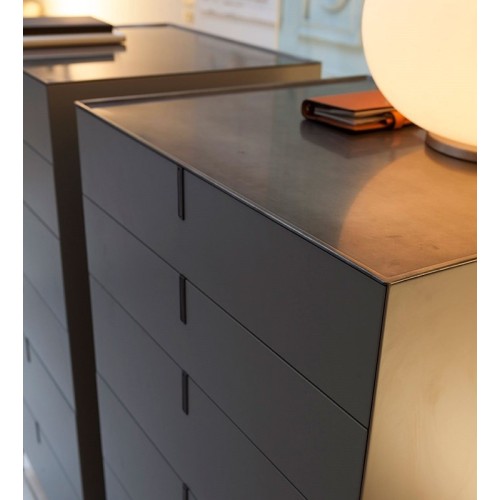 Meridien Alivar chest of drawers