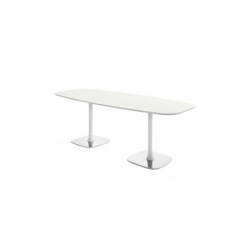 redez-vous-enrico-pellizzoni-table