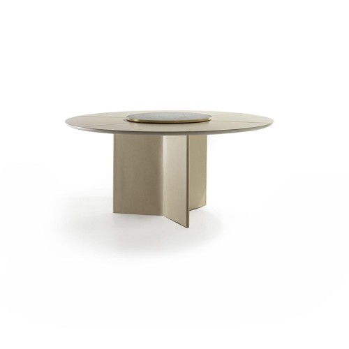 Star Enrico Pellizzoni stable Table