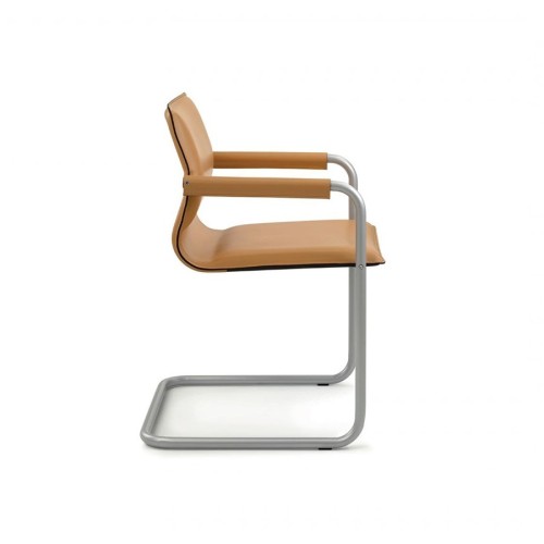 Lybra Enrico Pellizzoni chair with armrests