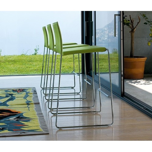 Bizzy Enrico Pellizzoni stool