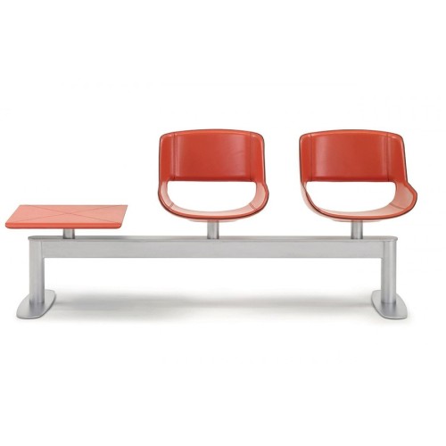 amaranta-enrico-pellizzoni-waiting-room-bench