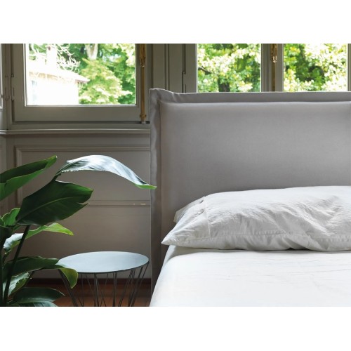 Helene Ergogreen Storage queensize bed