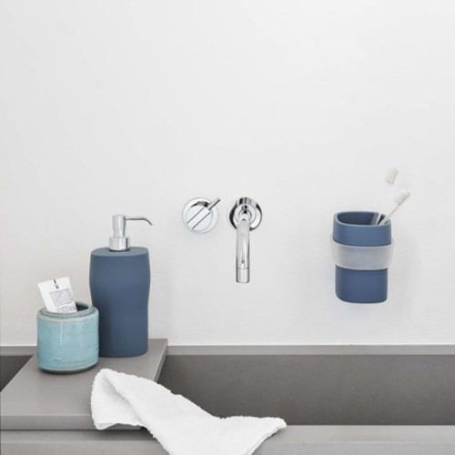 Grace Geelli bathroom set