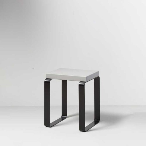 Quadra Geelli bathroom stool