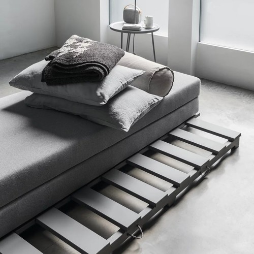 Kubo XL Gervasoni ottoman bed