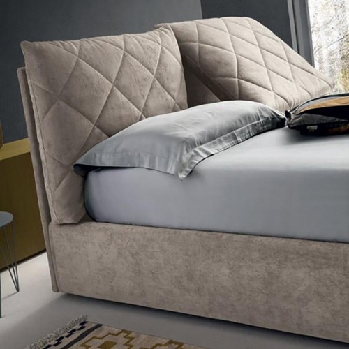 Felis Allen upholstered queen-size bed