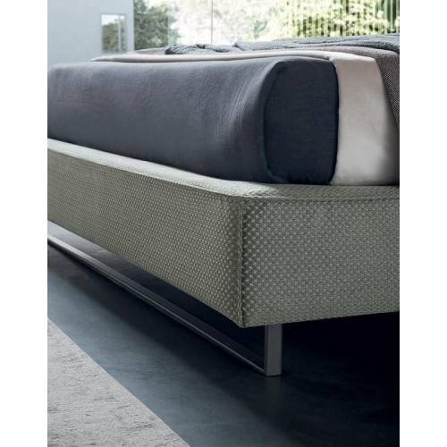 "Bowie Double Bed Felis: Modern Design and Comfort - Arredare Moderno