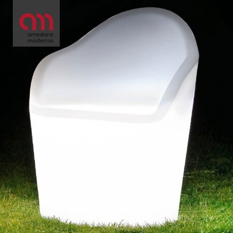 Manila Modum Armchair Lightable