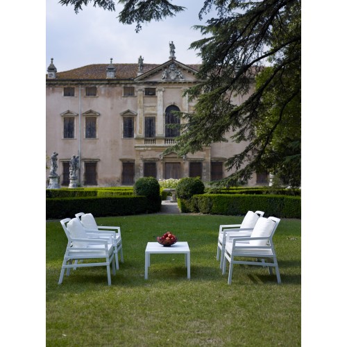 Aria Nardi Armchair