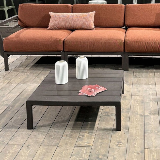 Maximo Nardi outdoor coffee table