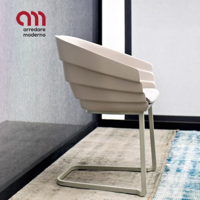 Rift Moroso Cantilever chair in plastic