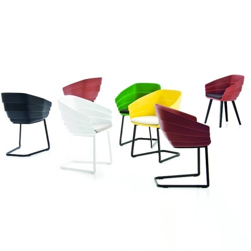 Rift Moroso Cantilever chair in plastic